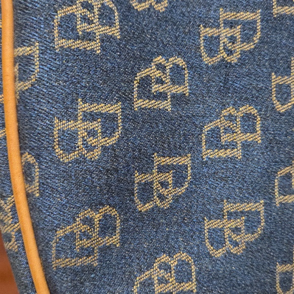 Dooney & Bourke Denim Monogram Bucket Bag EUC - Picture 14 of 14
